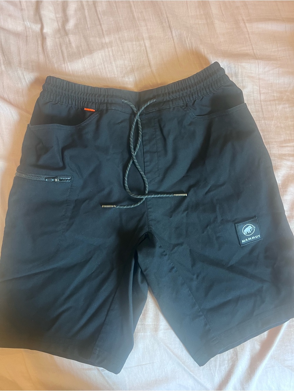 Mammut Black Men's Hiking Shorts with Logo Patch Top Of the Line Fabirc